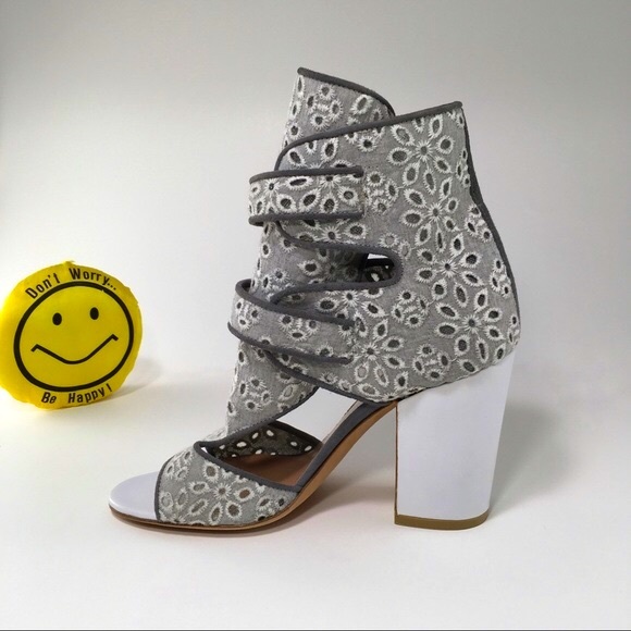 Laurence Dacade Eyelet Heels,  IT 36, Never Worn - Picture 3 of 11